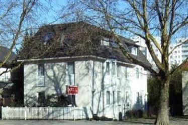Hotel Garni Wilhelmsruher Damm - Berlin — Photos 1